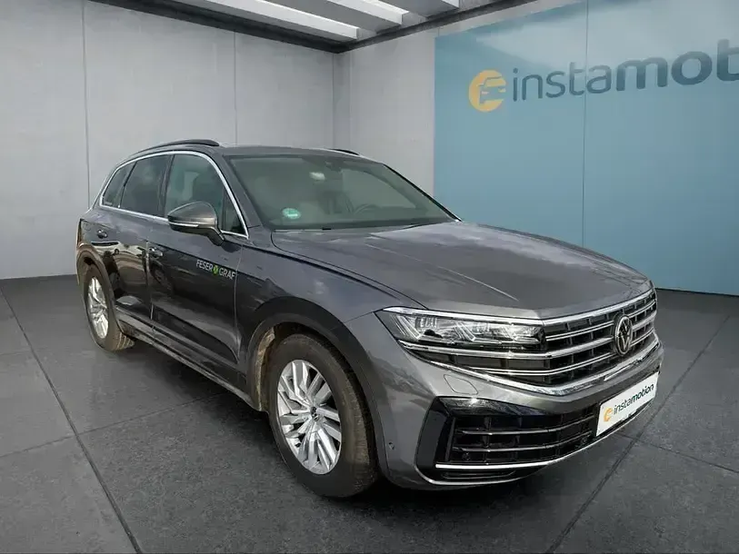 Gebraucht VW Touareg 286 PS (210 kW) 2025 Grau SUV