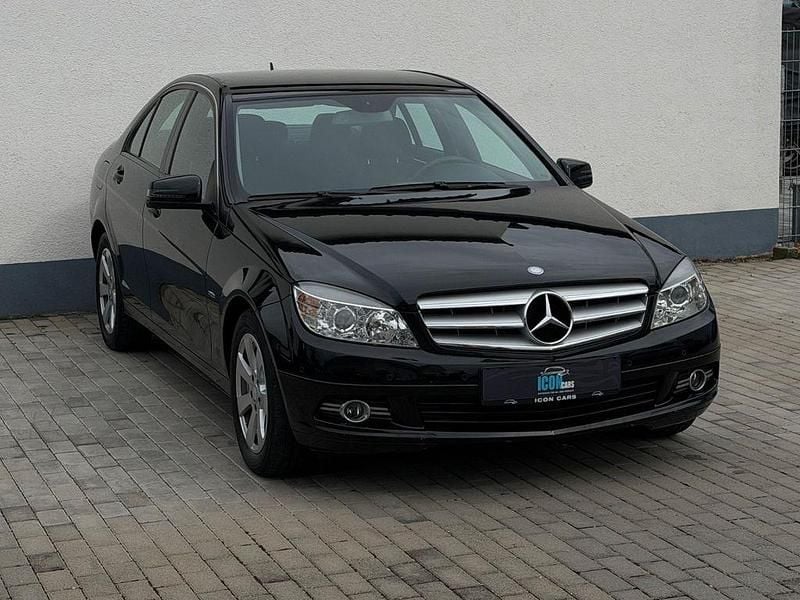 Gebraucht Mercedes C180 156 PS (114 kW) 2010 Schwarz Limousine