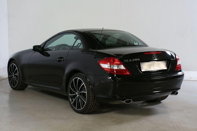 Gebraucht Mercedes SLK280 231 PS (169 kW) 2007 Schwarz Cabrio