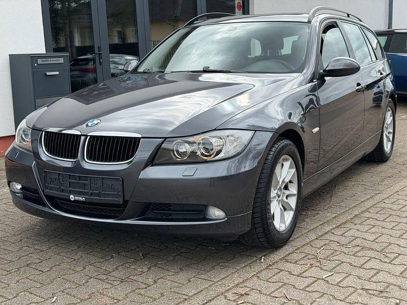 Gebraucht BMW 320 Advantage 150 PS (110 kW) 2007 Grau Limousine