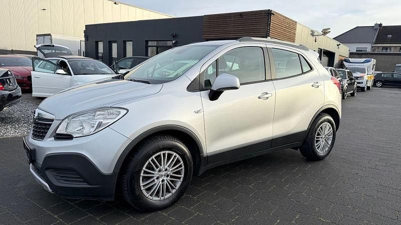 Silber Gebraucht 2013 Opel Mokka Selection SUV | 5.490 € (Superpreis) - Bild 1/4
