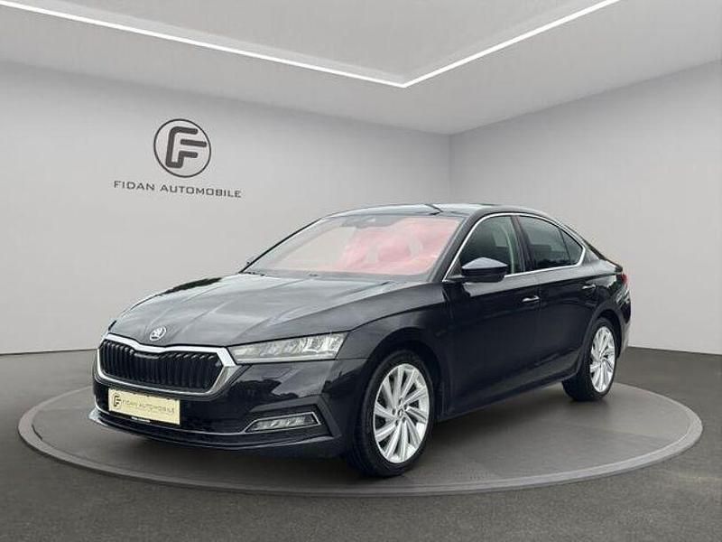 Schwarz Gebraucht 2022 Skoda Octavia Style Limousine | 23.450 € (Fairer Preis) - Bild 1/4