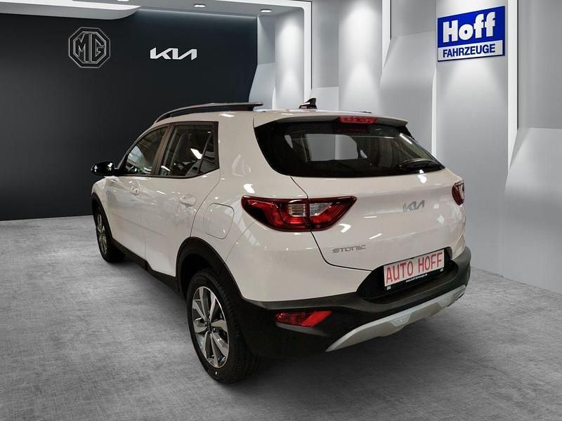 Neu Kia Stonic Vision 79 PS (58 kW) 2025 Weiss SUV