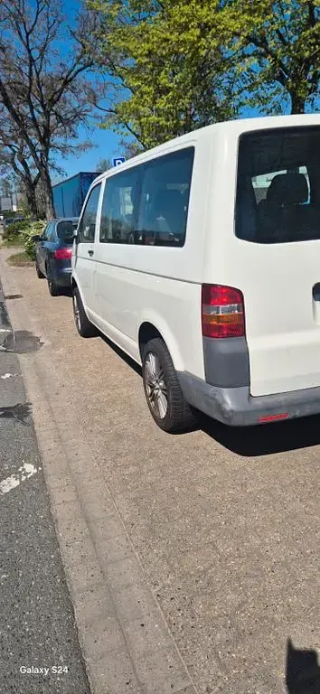 Gebraucht VW Caravelle 102 PS (75 kW) 2008 Weiß Van