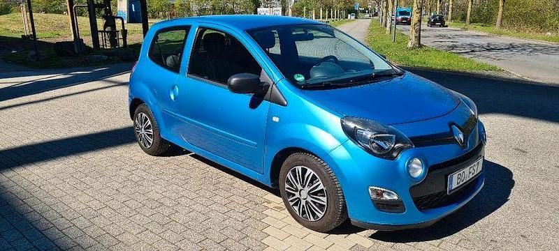 Gebraucht Renault Twingo Dynamique 75 PS (55 kW) 2013 Blau Kleinwagen