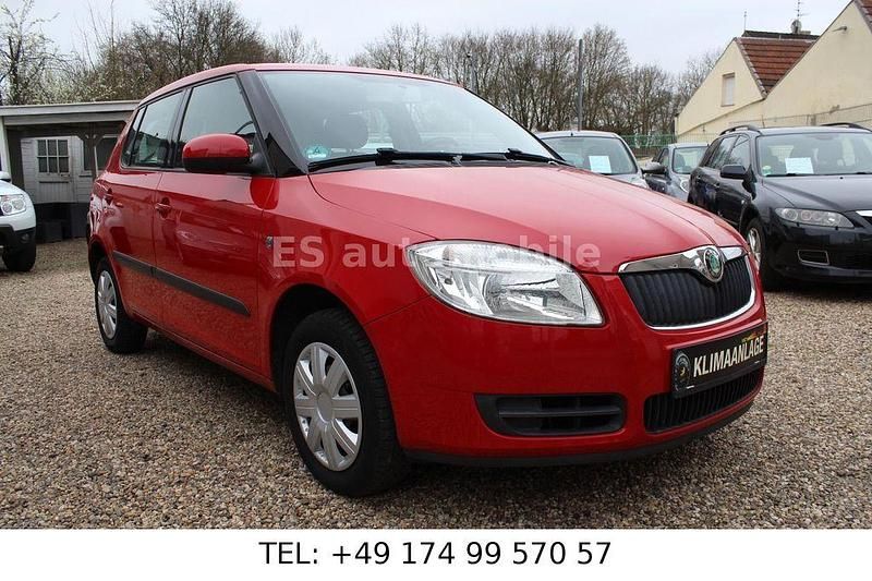Gebraucht Skoda Fabia Ambiente 60 PS (44 kW) 2007 Cervena corrida/corrida rot Limousine