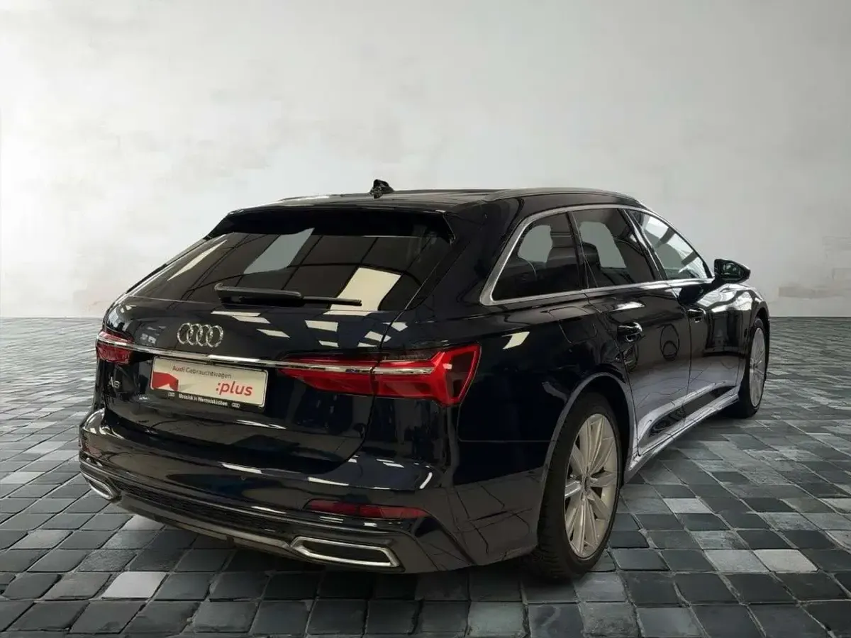 Gebraucht Audi A6 Sport 163 PS (119 kW) 2023 Firmamentblau metallic Kombi