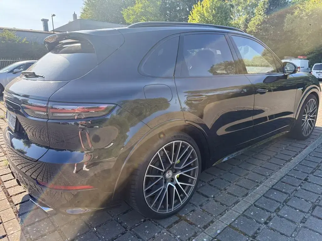Gebraucht Porsche Cayenne E-Hybrid 340 PS (250 kW) 2022 SUV