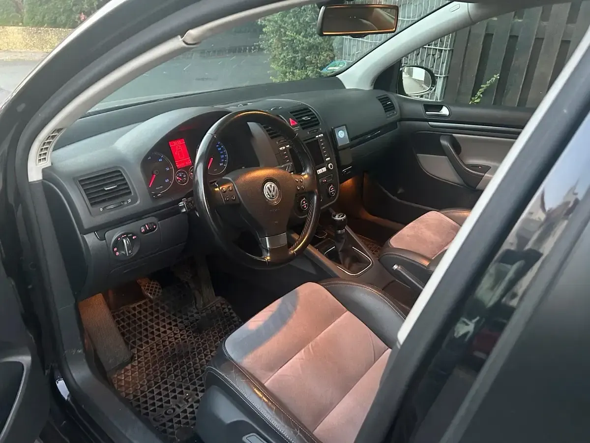 Gebraucht VW Golf V 105 PS (77 kW) 2007 Schwarz Limousine