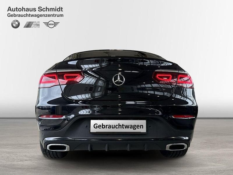 Gebraucht Mercedes GLC300 AMG line 258 PS (189 kW) 2019 Schwarz SUV