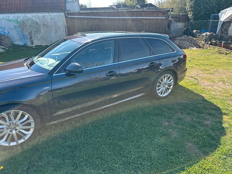 Gebraucht Audi A6 S-Line 245 PS (180 kW) 2014 Braun Kombi