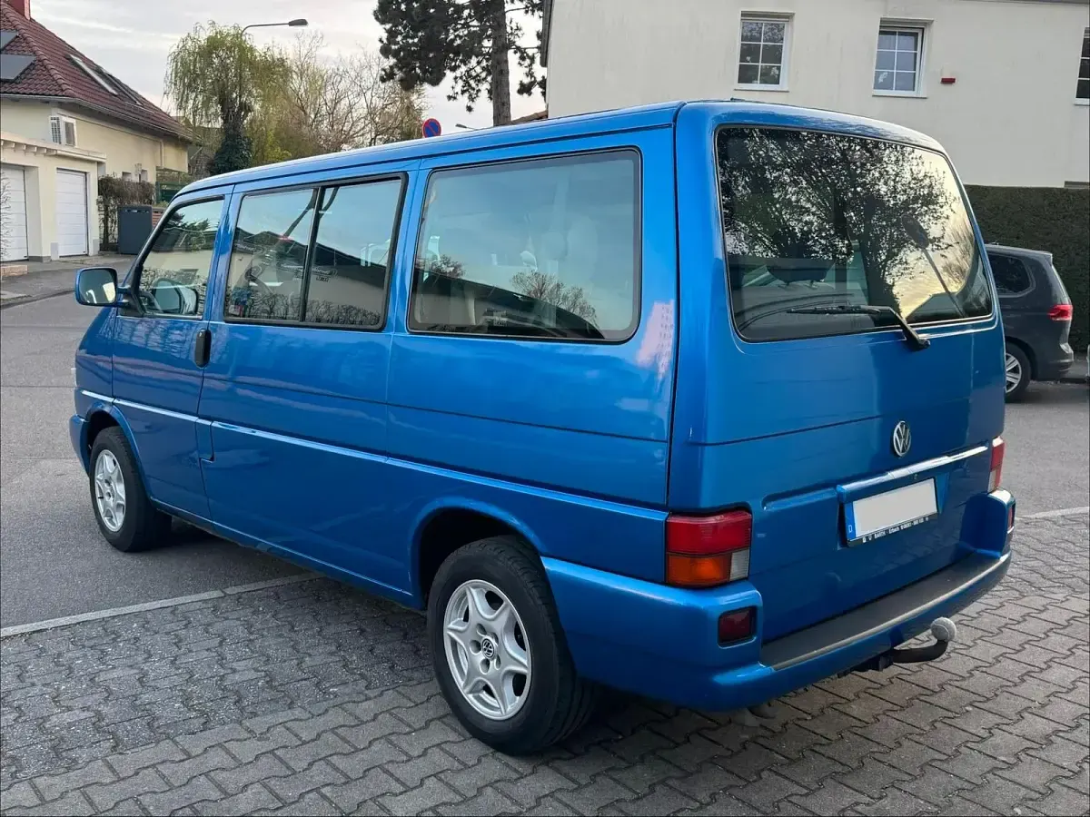 Używany VW T4 102 KM (75 kW) 2000 Niebieski Van