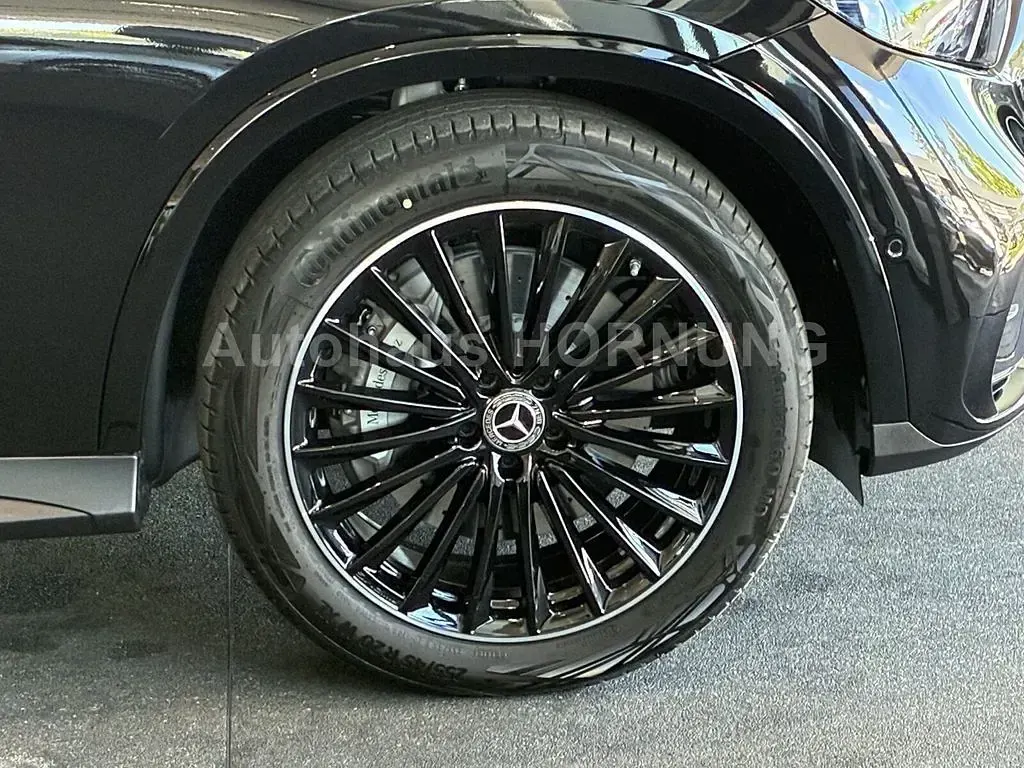Gebraucht Mercedes GLC450 AMG 367 PS (269 kW) 2026 Schwarz SUV