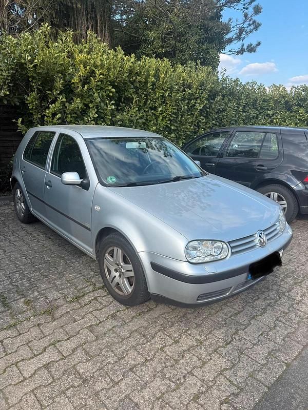 Gebraucht VW Golf IV 101 PS (74 kW) 2002 Silber Limousine