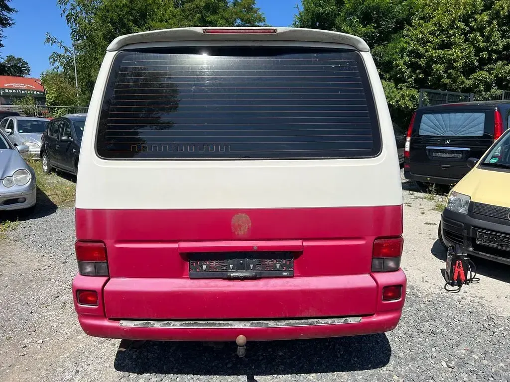 Gebraucht VW Caravelle 88 PS (64 kW) 1999 Rot Van