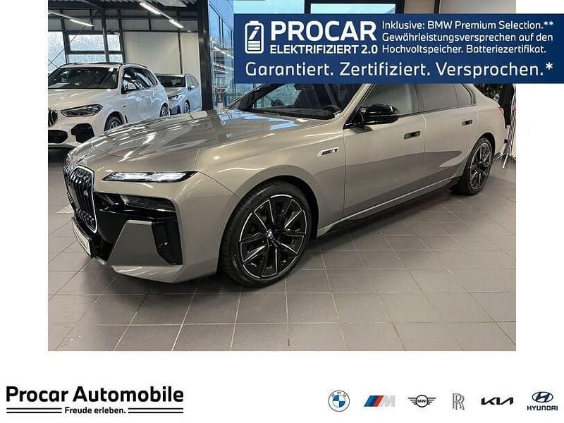 Grau Gebraucht 2024 BMW i7 M Sport Limousine | 133.940 € (Guter Preis) - Bild 1/3