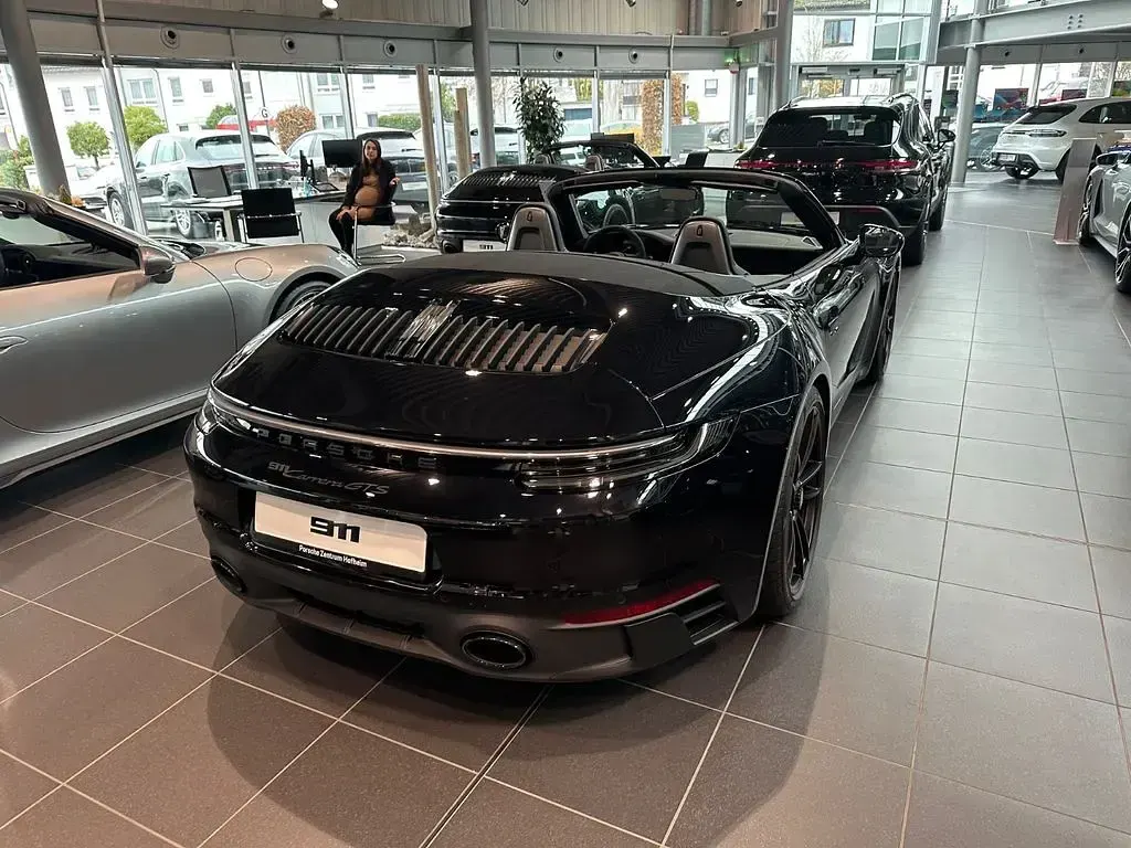 Gebraucht Porsche 911 Carrera GTS 480 PS (353 kW) 2024 Schwarz Cabrio