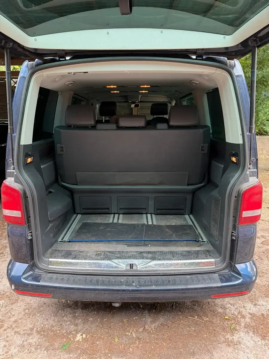 Gebraucht VW Multivan Highline 179 PS (131 kW) 2013 Blau Van / Kleinbus