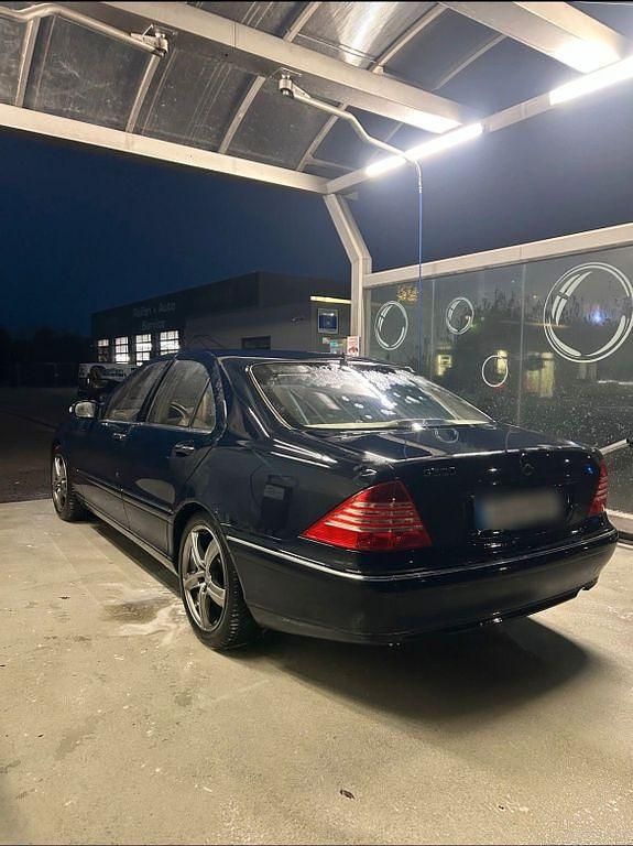 Gebraucht Mercedes S500 306 PS (225 kW) 2004 Blau Limousine