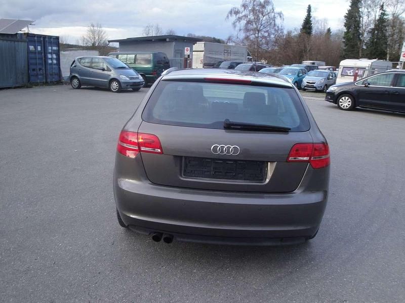Gebraucht Audi A3 Ambition 160 PS (117 kW) 2010 Braun Kleinwagen