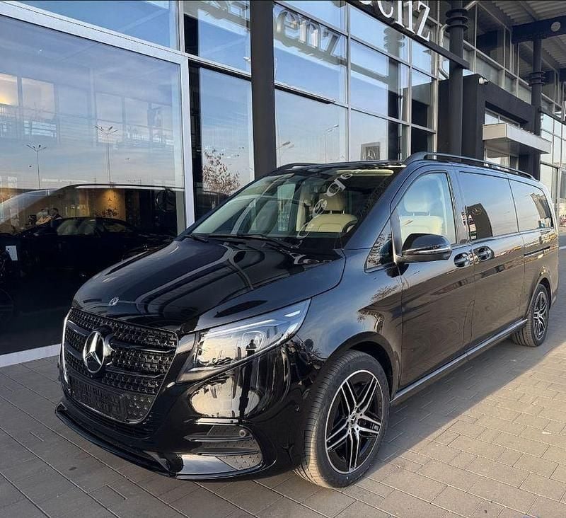 Schwarz Gebraucht 2025 Mercedes 300 AMG Van / Kleinbus | 105.500 € - Bild 1/4