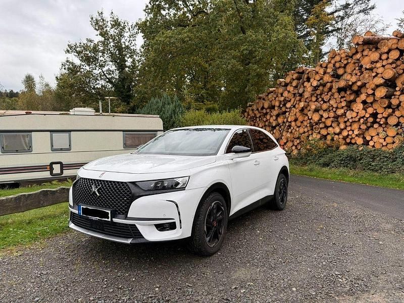 Weiß Gebraucht 2019 DS Automobiles DS7 Crossback Performance SUV | 22.600 € (Fairer Preis) - Bild 1/4