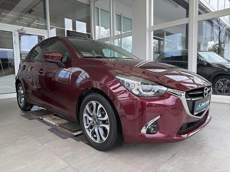 Gebraucht Mazda 2 Kizoku Intense 90 PS (66 kW) 2018 Karmesinrot (metallic) Kleinwagen