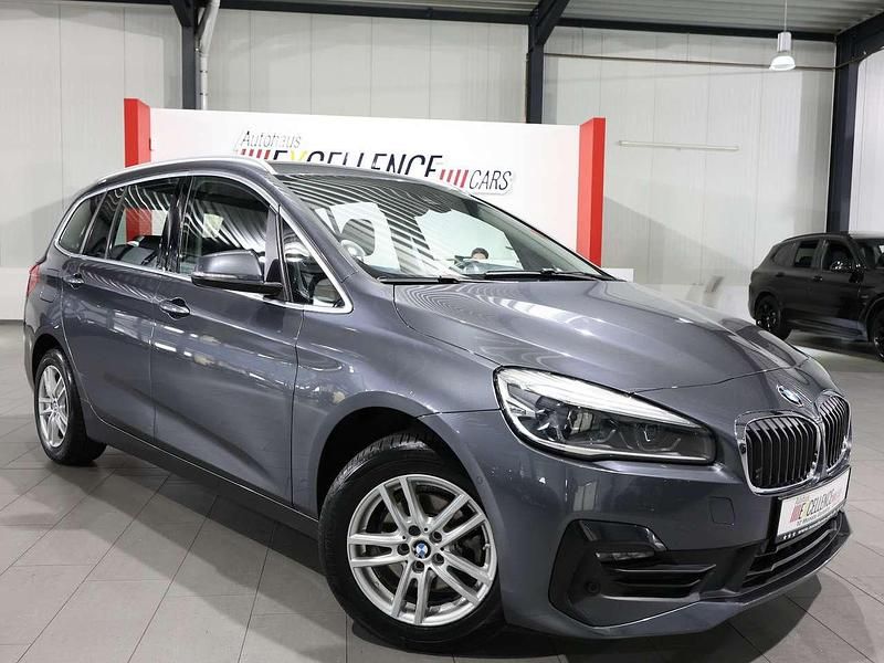 Gebraucht BMW 216 Advantage 116 PS (85 kW) 2019 Mineralgrau Van / Kleinbus