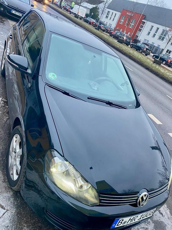 Gebraucht VW Golf 105 PS (77 kW) 2010 Schwarz Coupé