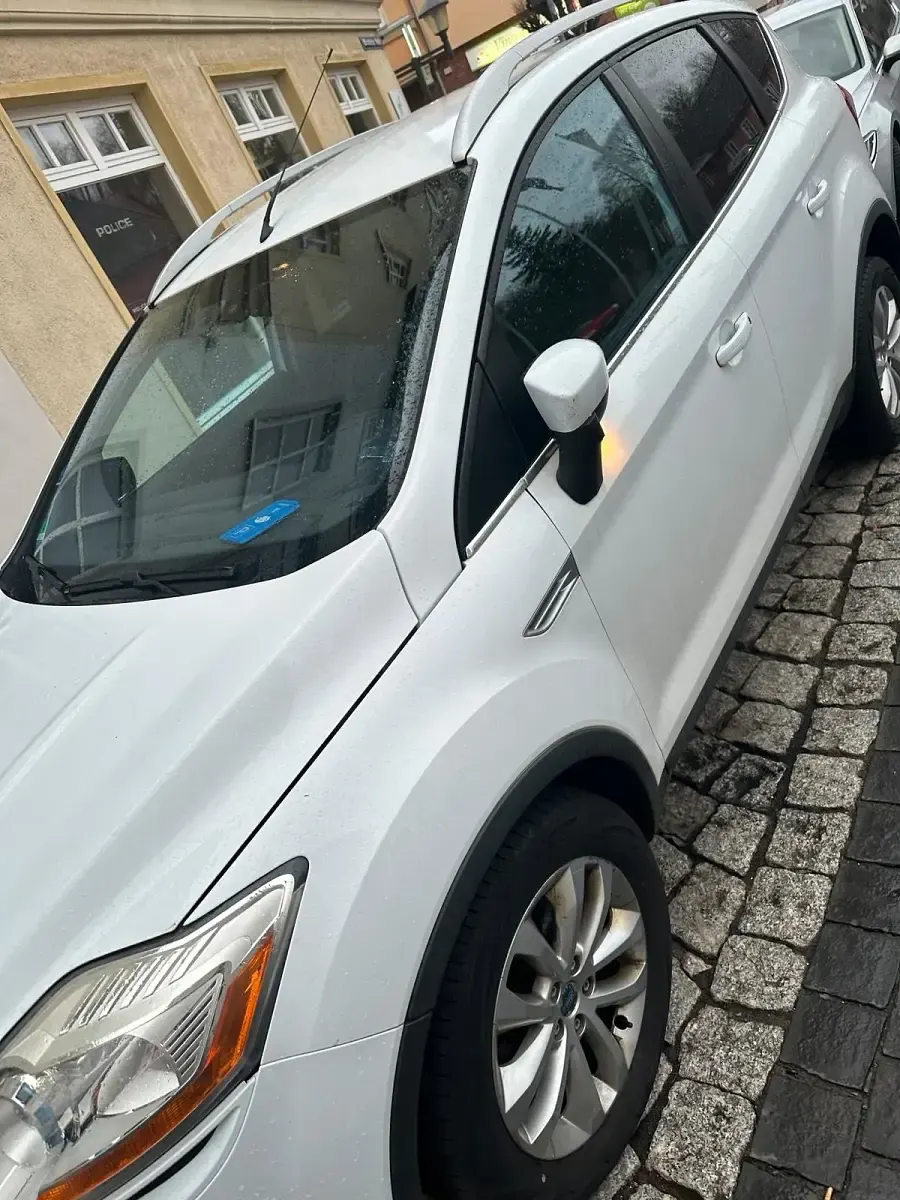Gebraucht Ford Kuga 136 PS (100 kW) 2009 Weiß SUV