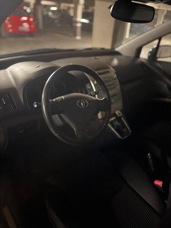 Gebraucht Toyota Corolla Verso 177 PS (130 kW) 2006 Schwarz Van / Kleinbus