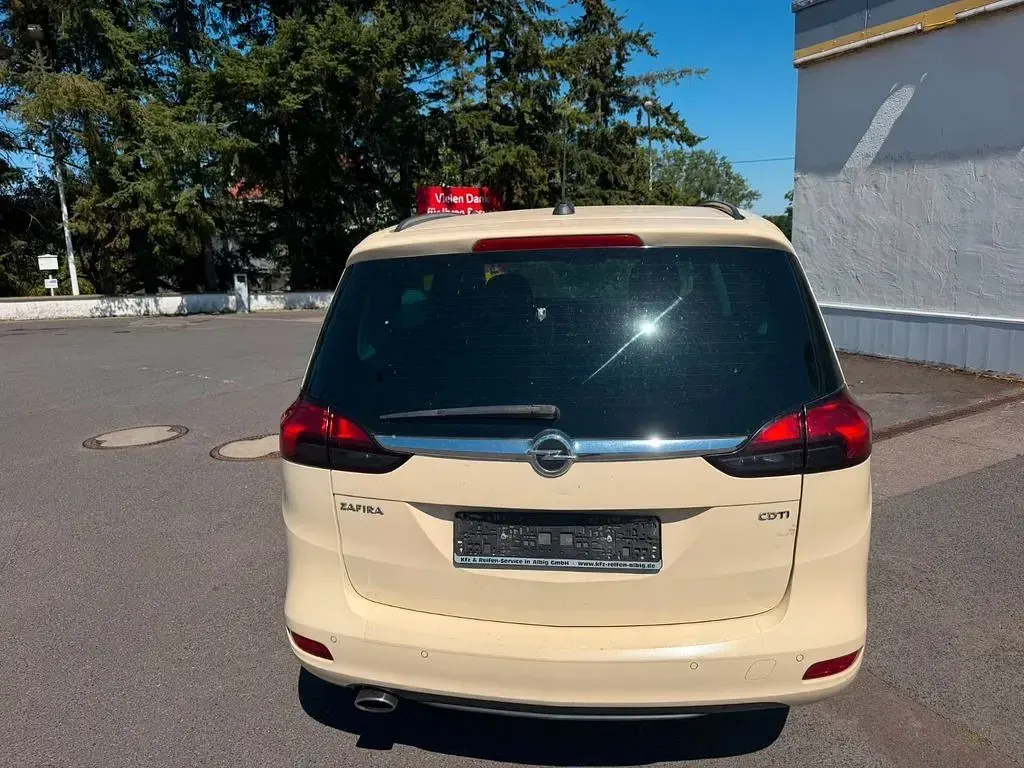 Gebraucht Opel Zafira Tourer 131 PS (96 kW) 2018 Gelb Van / Kleinbus