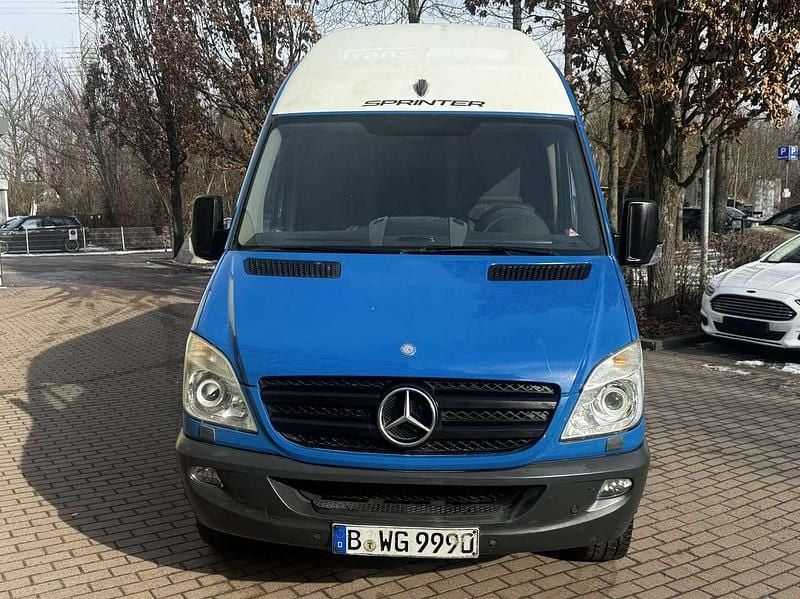 Gebraucht Mercedes Sprinter 163 PS (119 kW) 2010 Blau Van