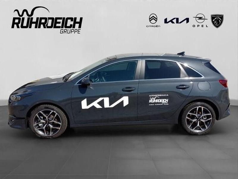 Gebraucht Kia Ceed Platinum 140 PS (102 kW) 2025 (h8g) dark penta metal m Kleinwagen