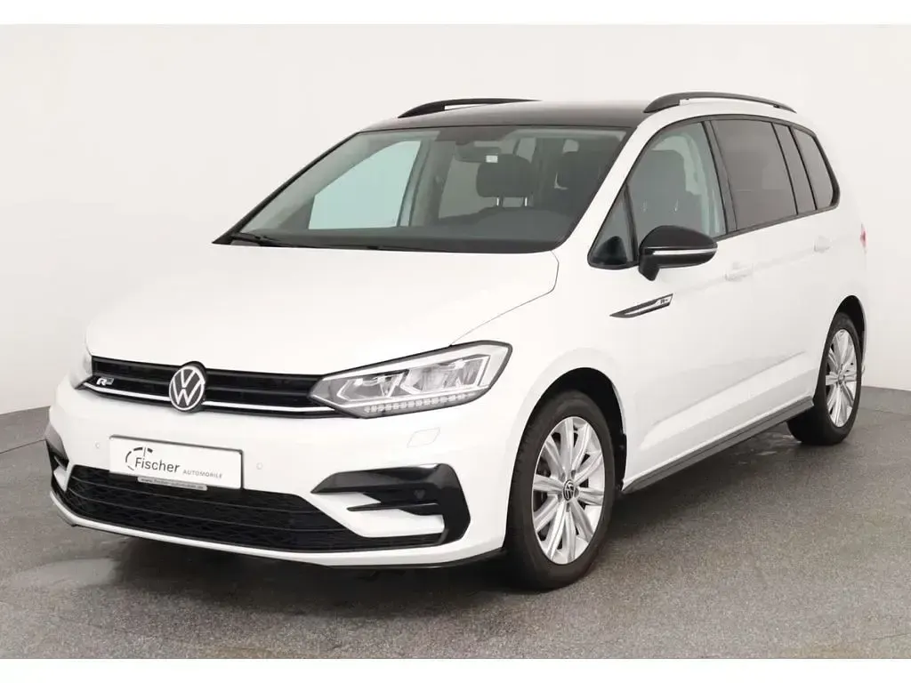 Gebraucht VW Touran Highline 150 PS (110 kW) 2022 Weiss Van / Kleinbus