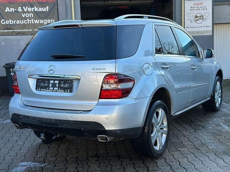 Gebraucht Mercedes ML350 272 PS (200 kW) 2010 Iridiumsilber  metalliclack SUV