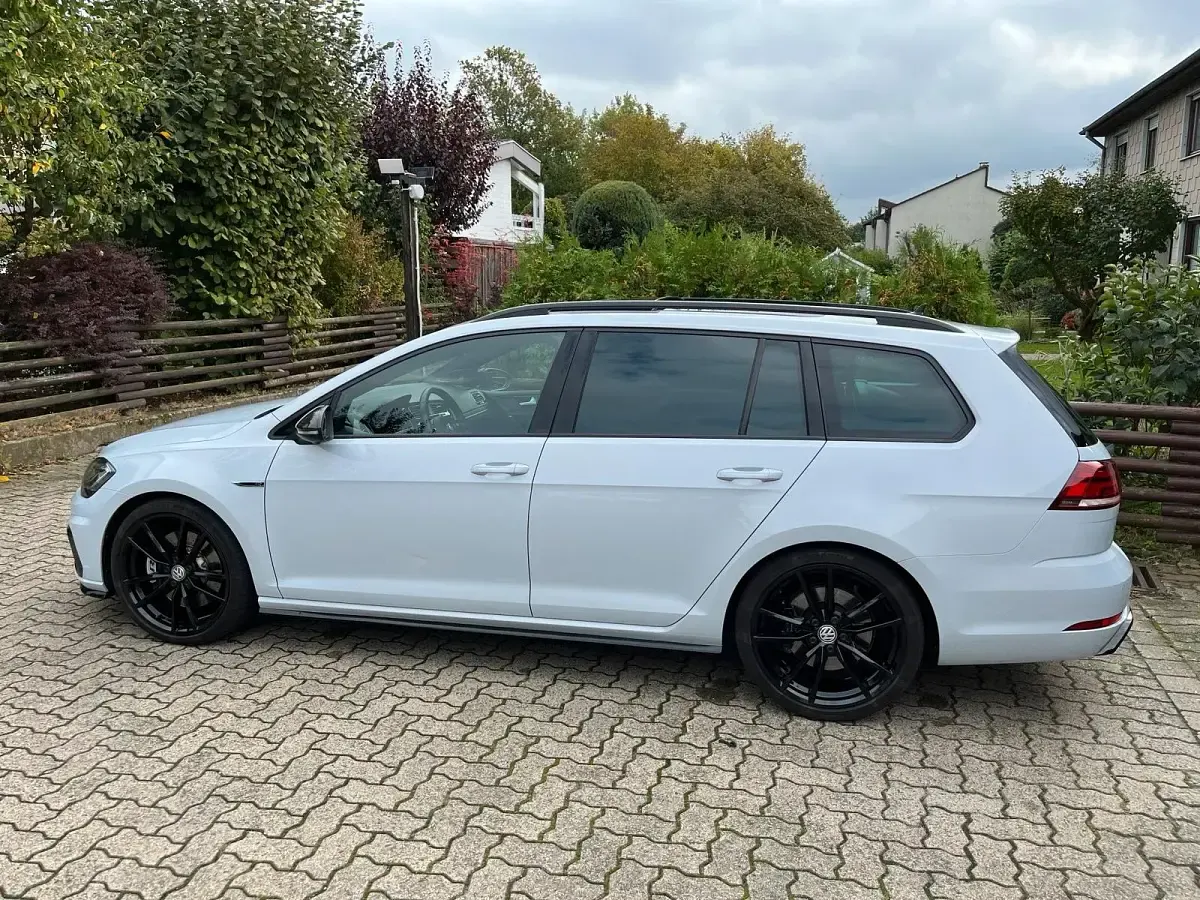 Gebraucht VW Golf VII R 310 PS (228 kW) 2018 Weiß Kombi