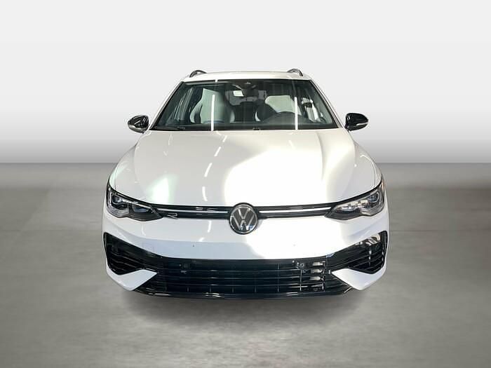Gebraucht VW Golf VIII R 320 PS (235 kW) 2022 Pure white Kombi