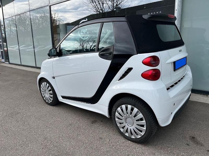 Gebraucht Smart ForTwo Cabrio 84 PS (61 kW) 2014 Schwarz Cabrio