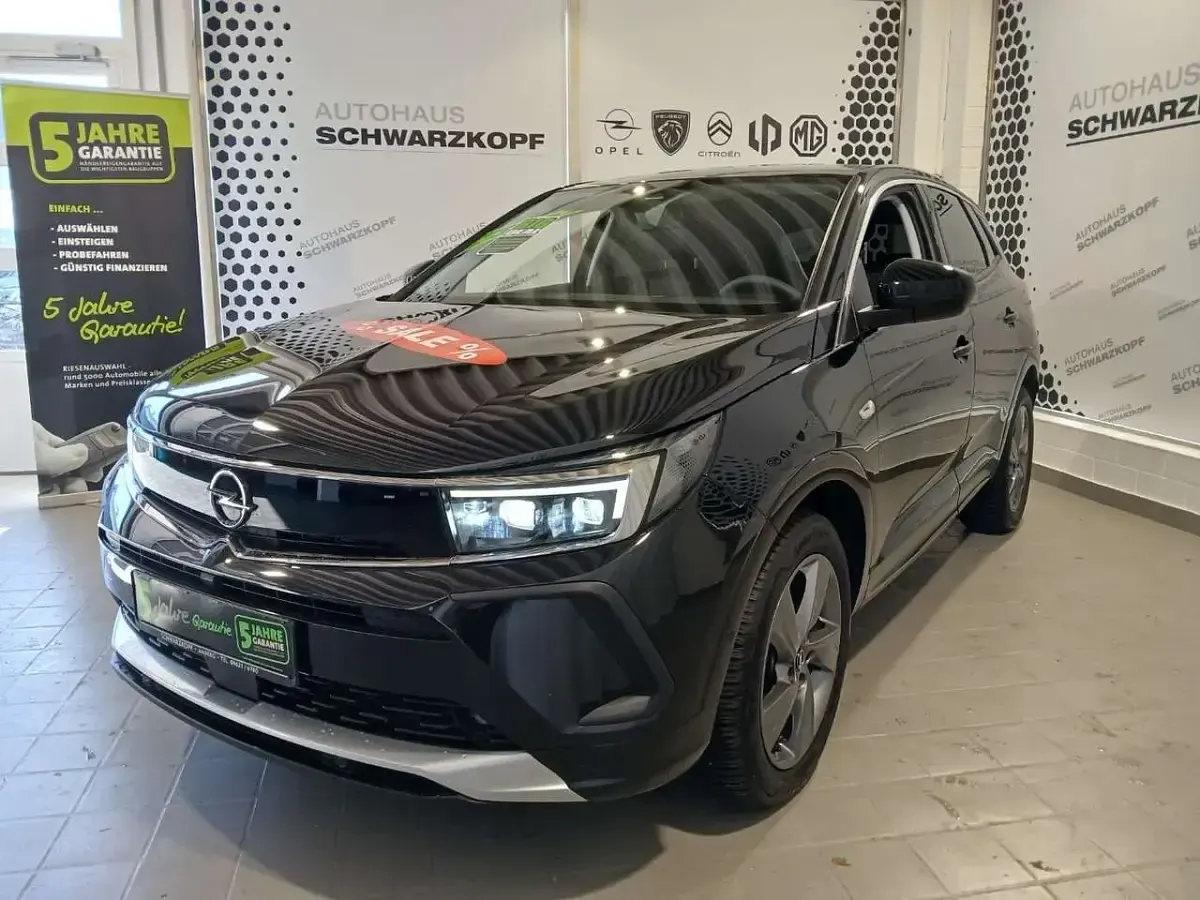 Gebraucht Opel Grandland X 131 PS (96 kW) 2024 Schwarz SUV