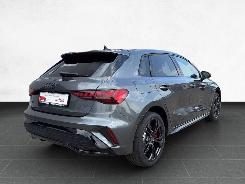 Gebraucht Audi A3 e-tron S-Line 272 PS (200 kW) 2025 Grau Kleinwagen