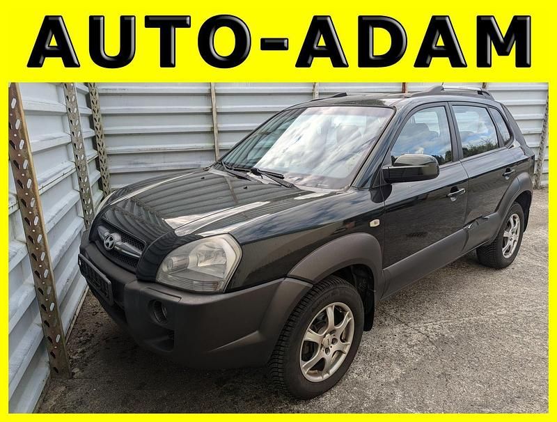 Grün Gebraucht 2007 Hyundai Tucson SUV | 2.450 € - Bild 1/4