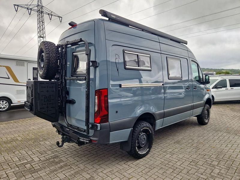 Gebraucht Mercedes Sprinter 190 PS (139 kW) 2024 Grau Van