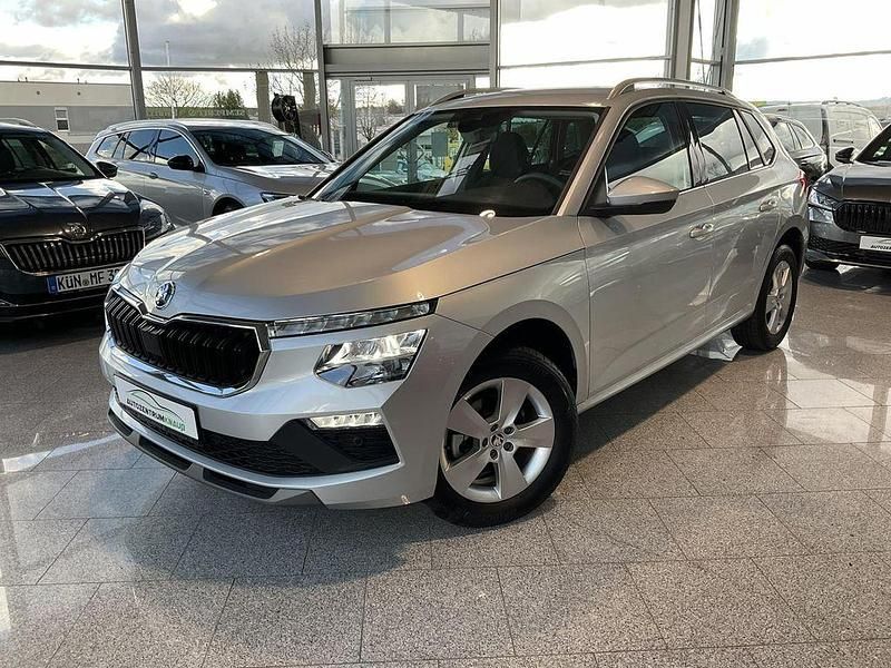 Gebraucht Skoda Kamiq Selection 116 PS (85 kW) 2024 Brilliantsilber metallic SUV