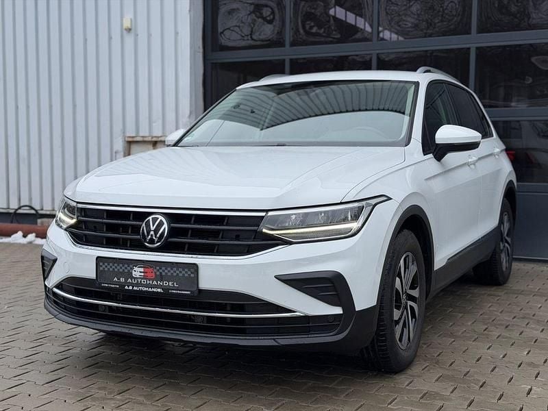 Gebraucht VW Tiguan Active 150 PS (110 kW) 2022 Weiß SUV