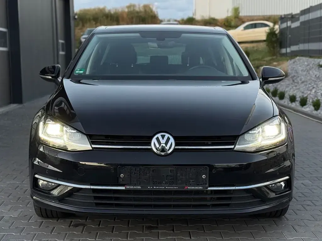 Gebraucht VW Golf VII Join 150 PS (110 kW) 2018 Schwarz Limousine