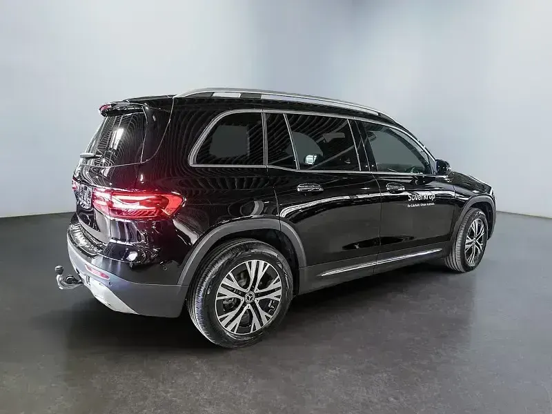 Gebraucht Mercedes GLB200 AMG 150 PS (110 kW) 2026 Grau SUV