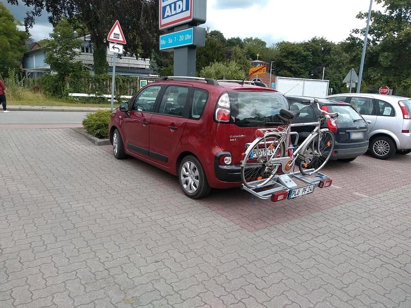 Gebraucht Citroën C3 70 PS (51 kW) 2010 Rot Kombi