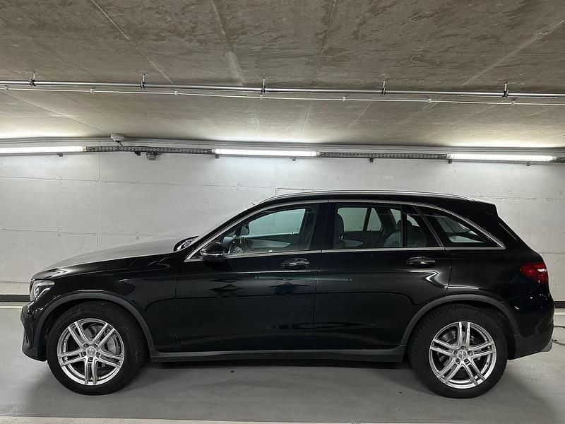 Gebraucht Mercedes GLC220 170 PS (125 kW) 2019 Schwarz SUV