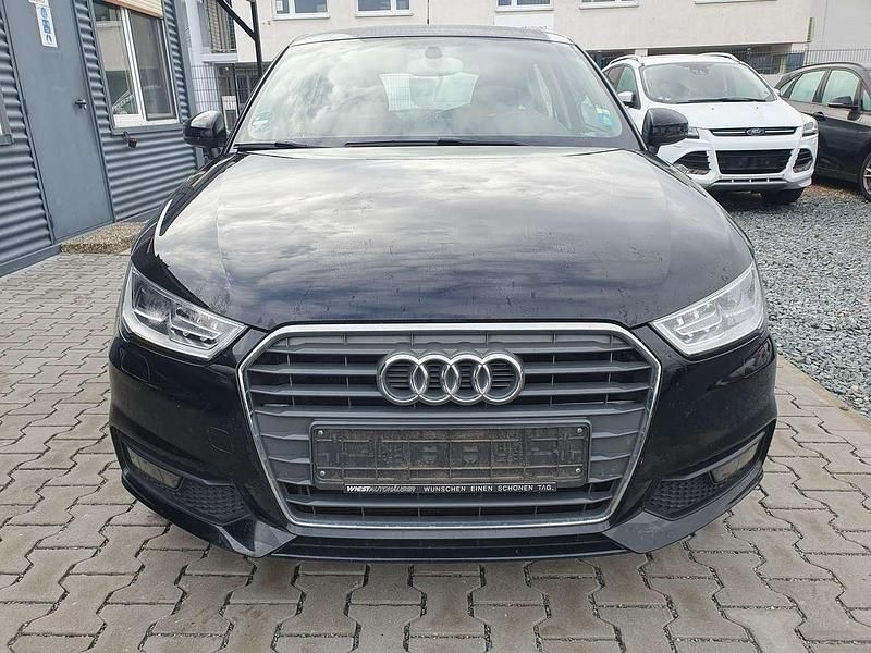 Gebraucht Audi A1 Sport 95 PS (69 kW) 2018 Brillantschwarz Kleinwagen